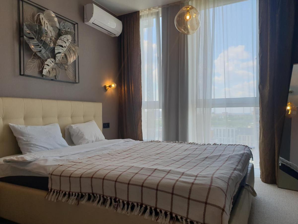 Nyvky Like Home - Fayna Town - Apt 398 Kiev Bagian luar foto