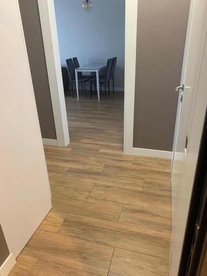 Nyvky Like Home - Fayna Town - Apt 398 Kiev Bagian luar foto