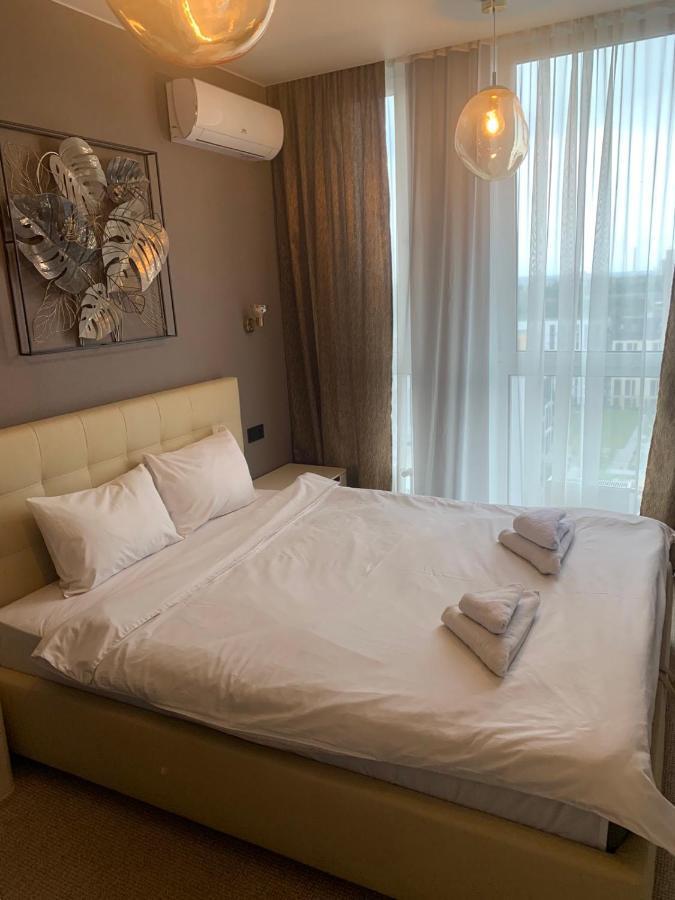 Nyvky Like Home - Fayna Town - Apt 398 Kiev Bagian luar foto