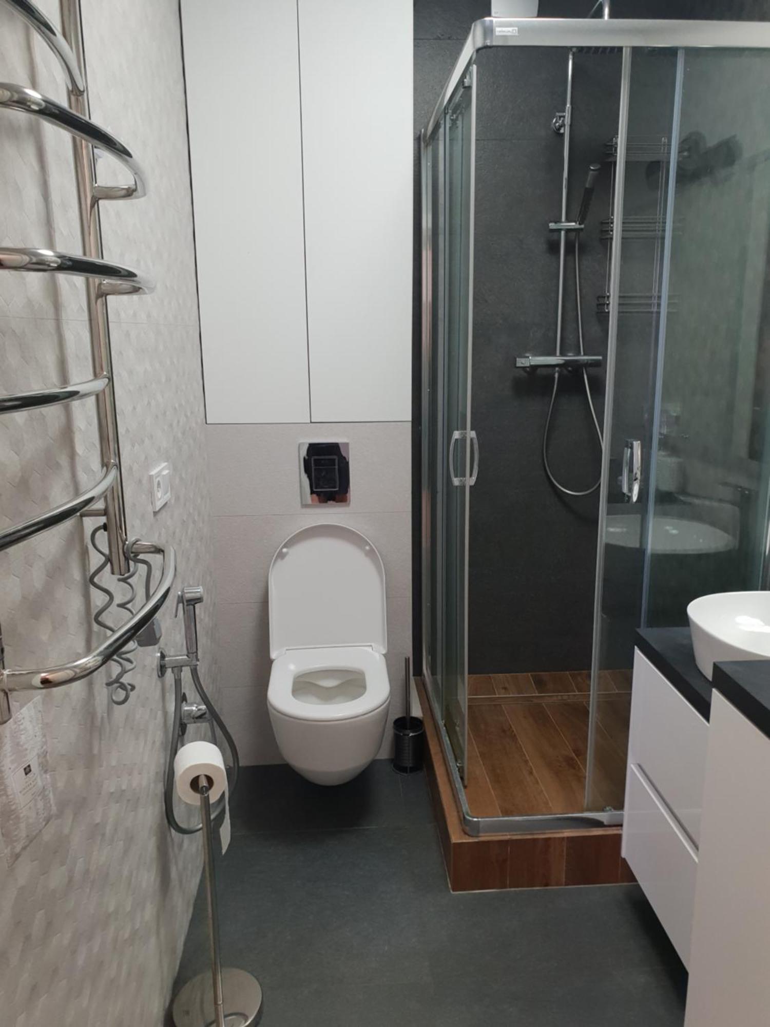 Nyvky Like Home - Fayna Town - Apt 398 Kiev Ruang foto